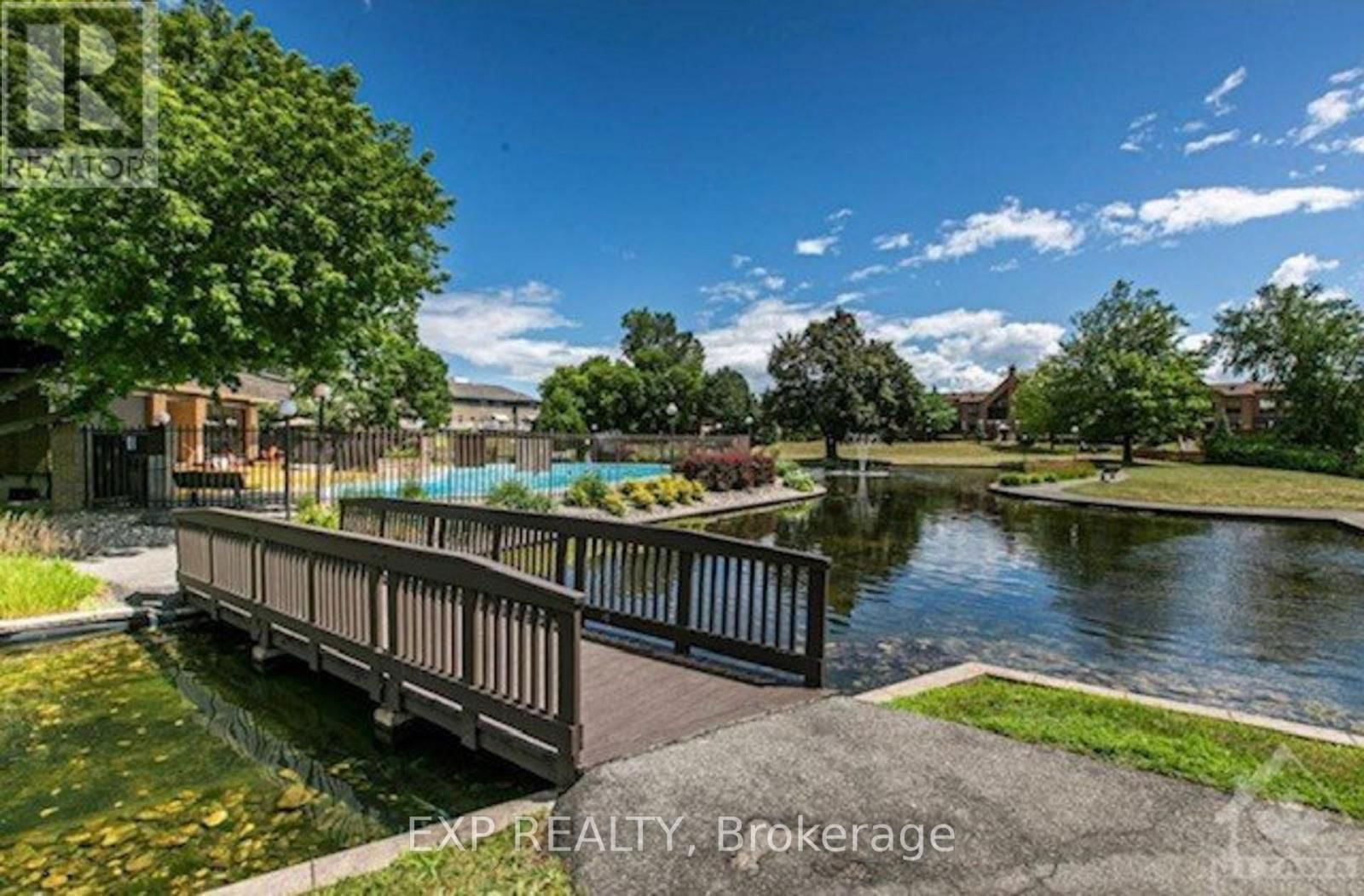 210 - 280 BRITTANY DRIVE Image 16