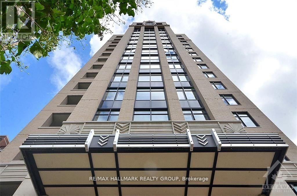 608 - 245 KENT STREET Image 3