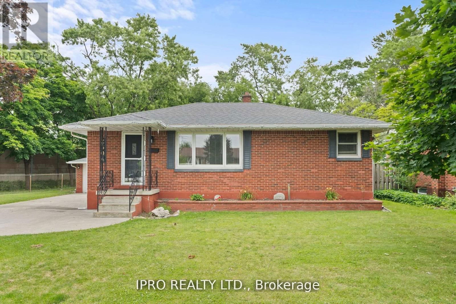 2504 ASKIN AVENUE Image 1