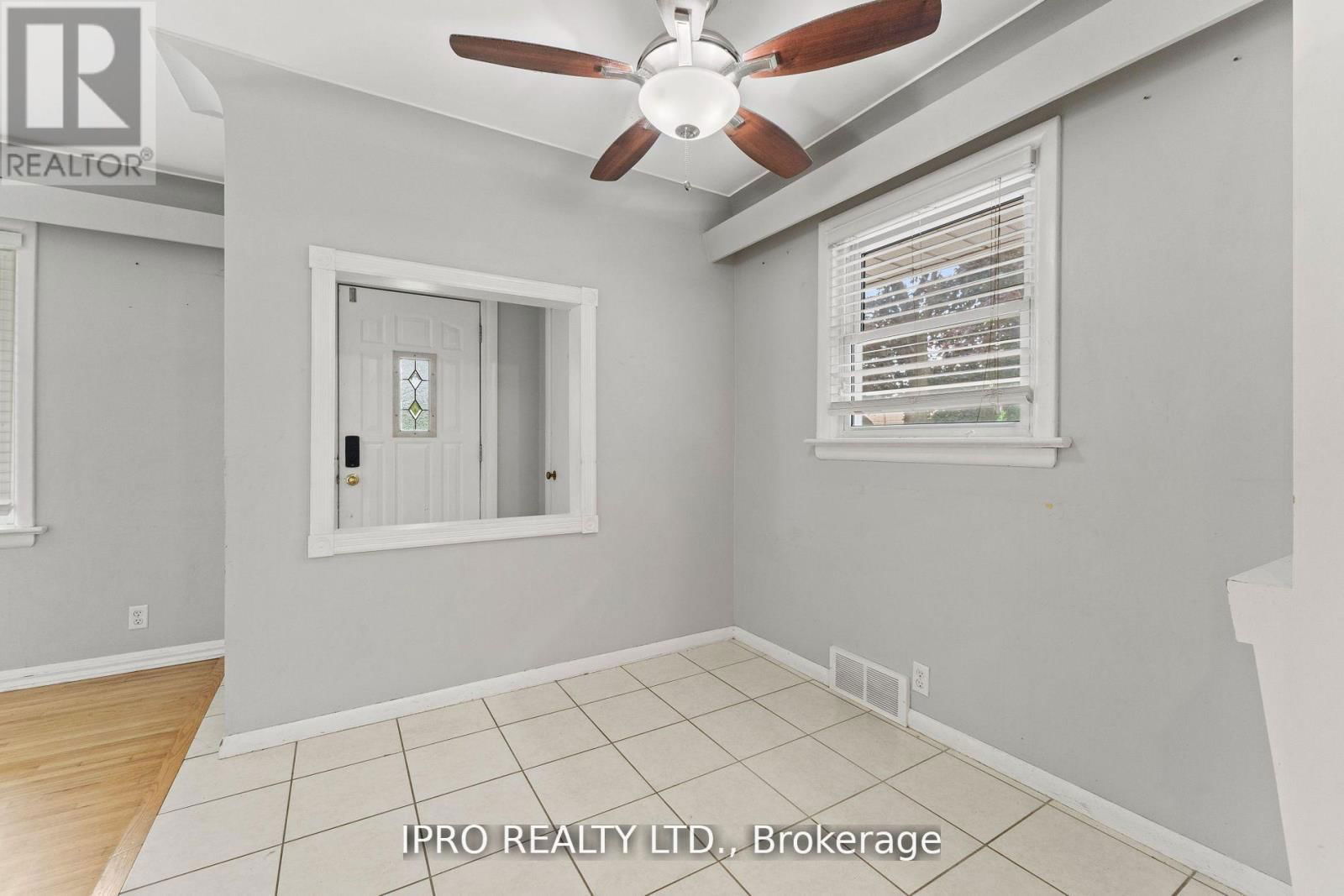2504 ASKIN AVENUE Image 11