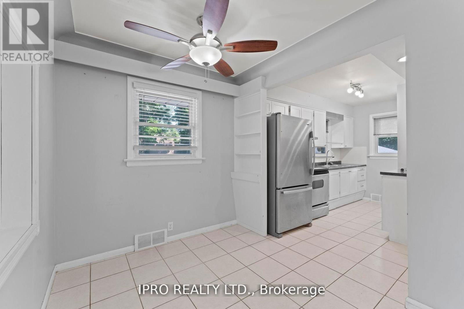 2504 ASKIN AVENUE Image 13