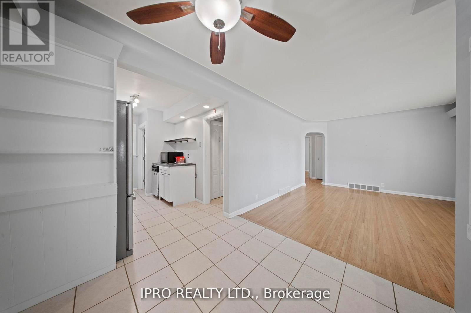 2504 ASKIN AVENUE Image 14