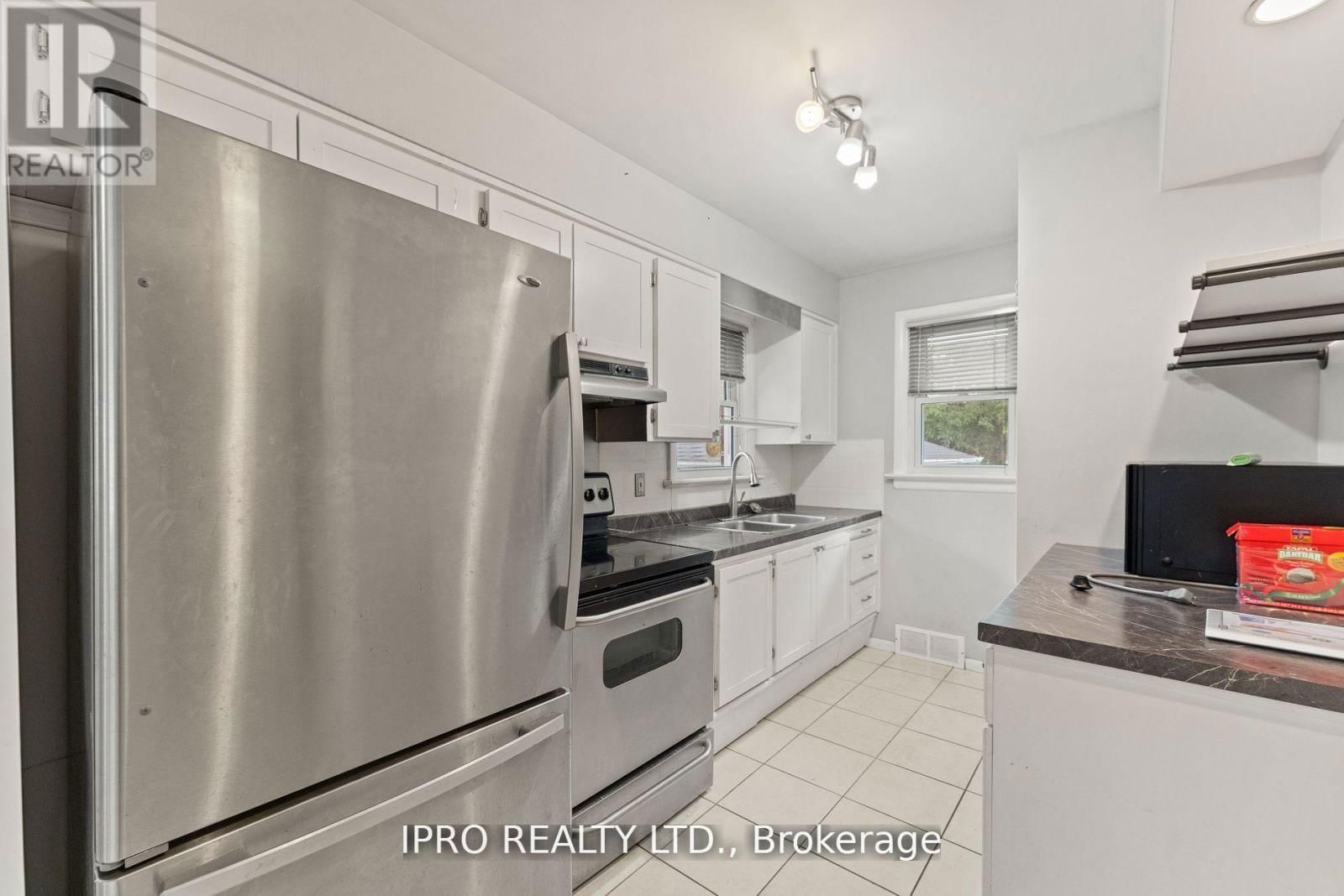 2504 ASKIN AVENUE Image 15