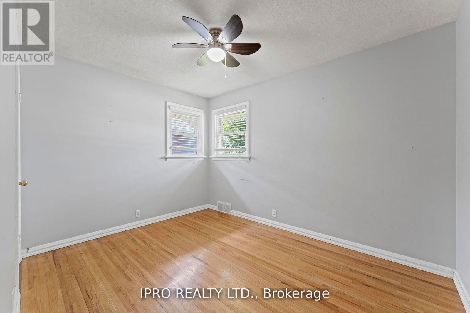 2504 ASKIN AVENUE Image 24