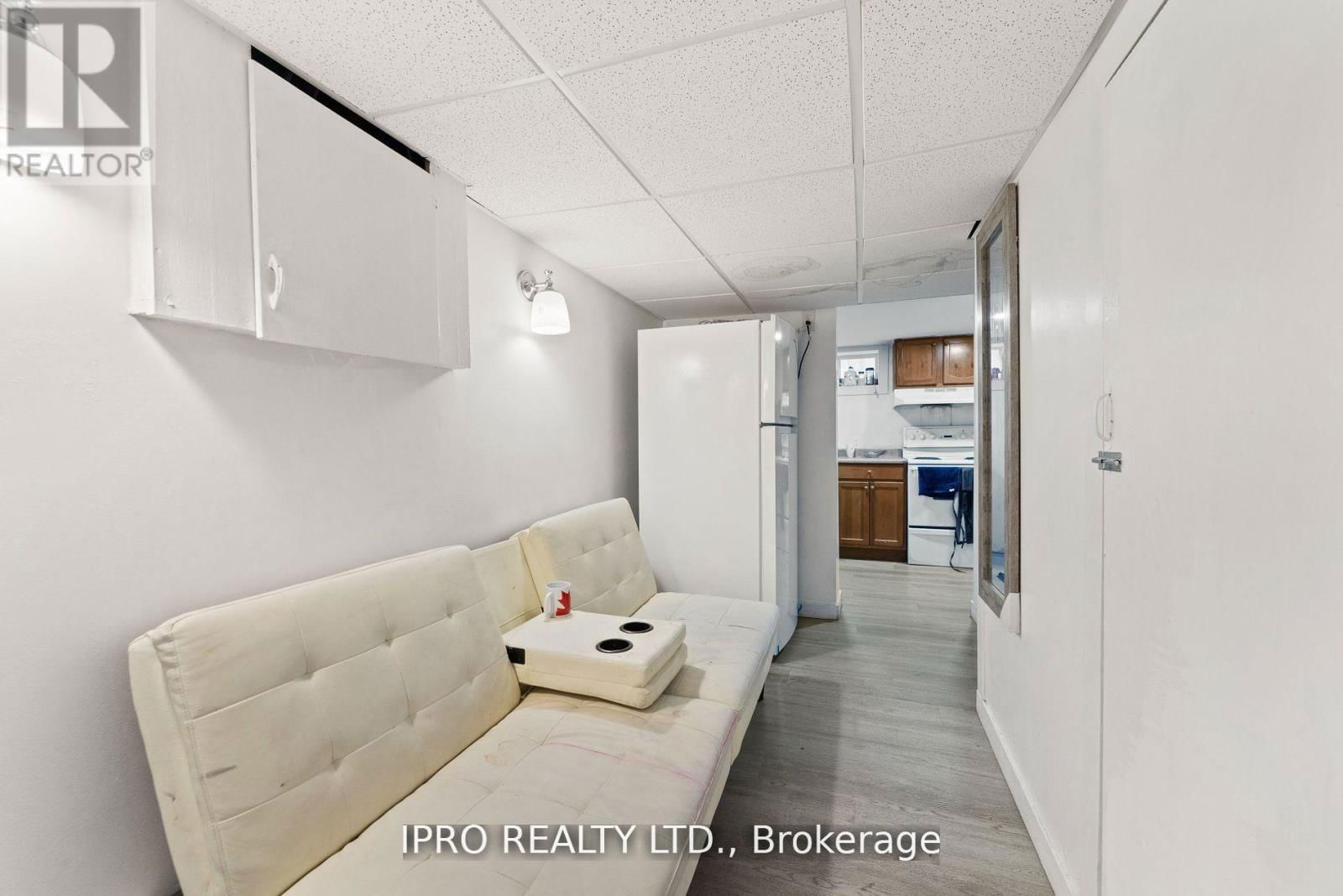2504 ASKIN AVENUE Image 27