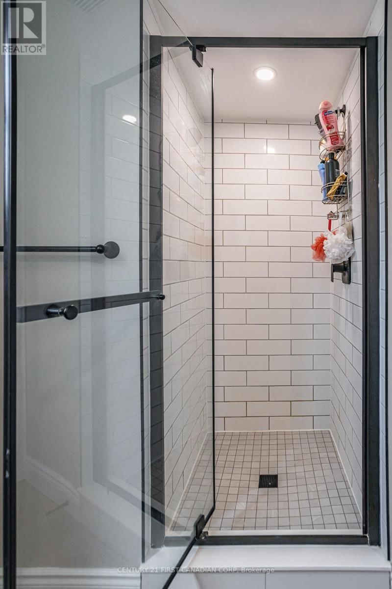 40 BEXHILL DRIVE Image 30