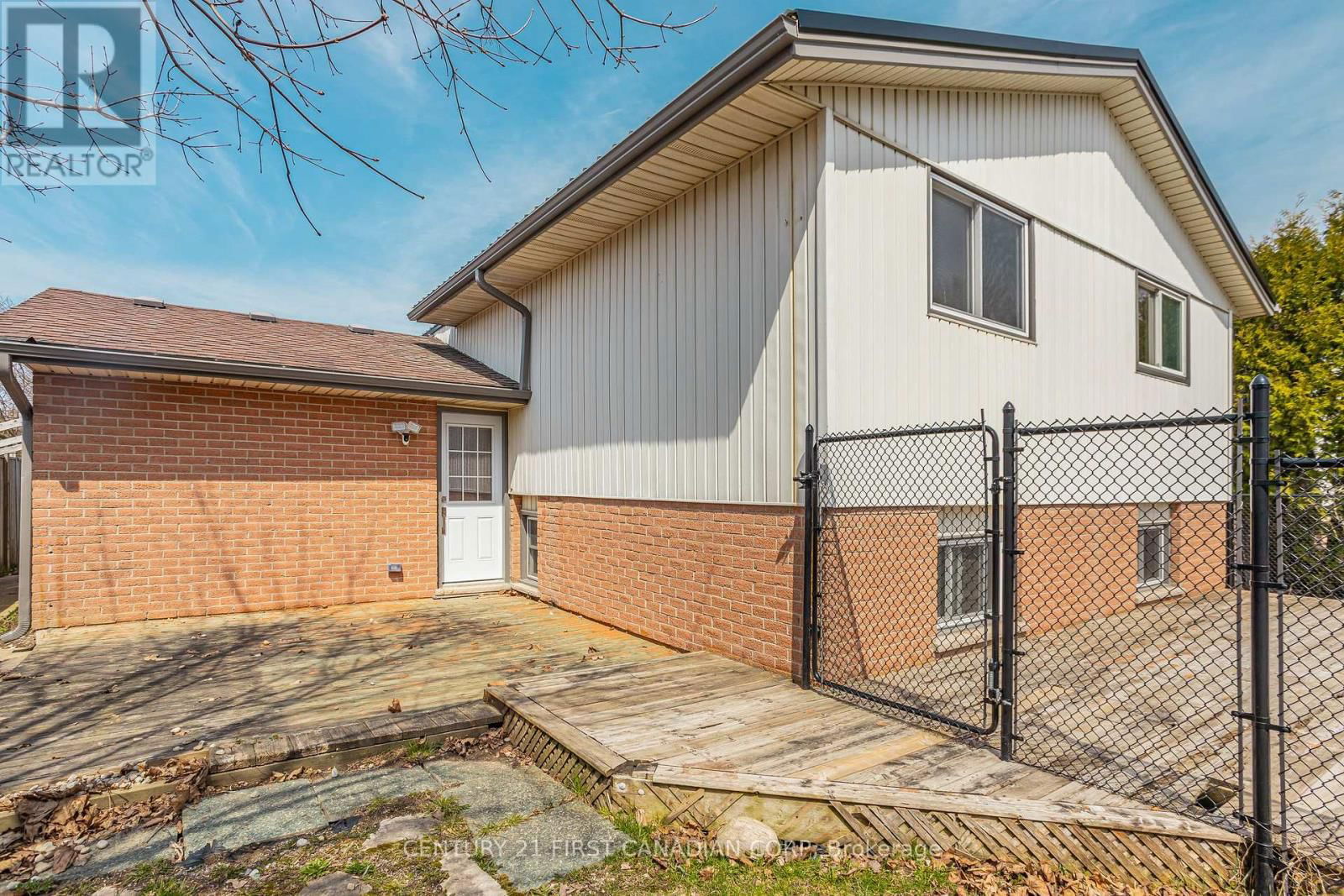 40 BEXHILL DRIVE Image 32