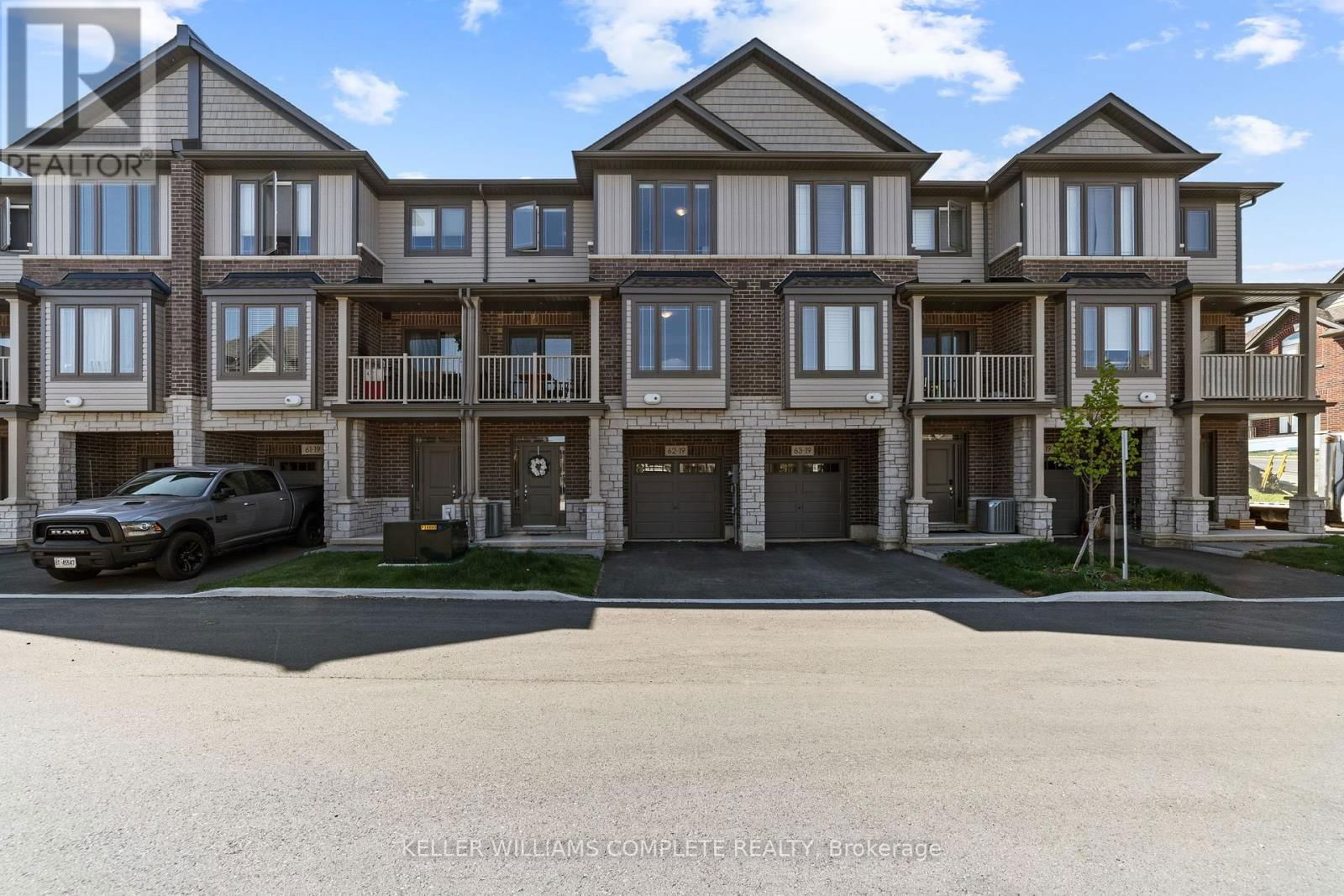 62 - 19 PICARDY DRIVE Image 1