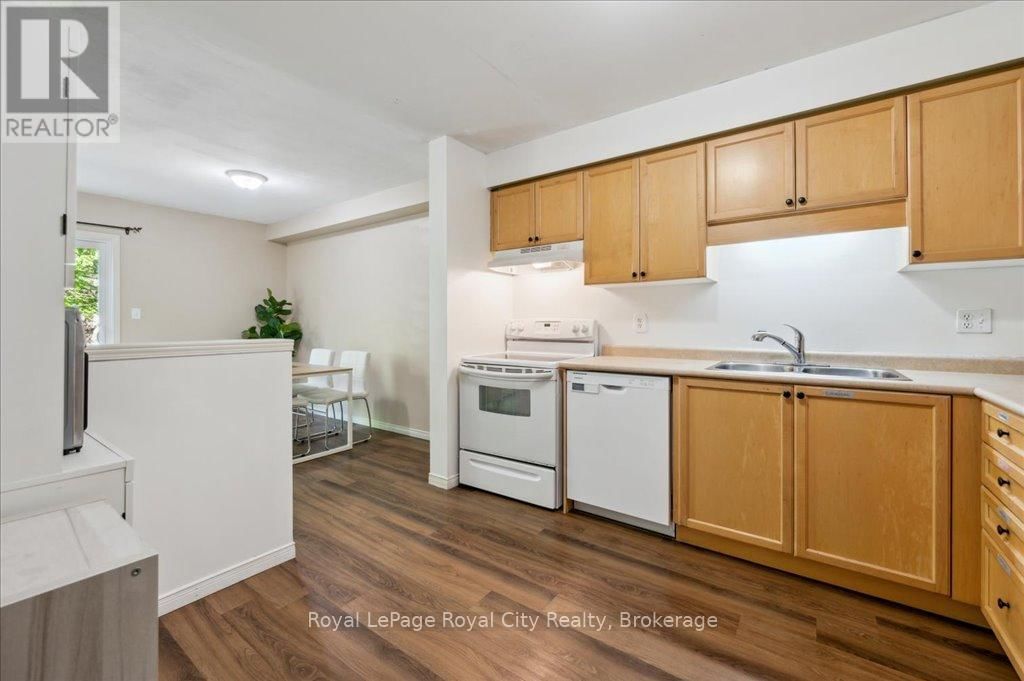 69 ROEHAMPTON CRESCENT Image 15