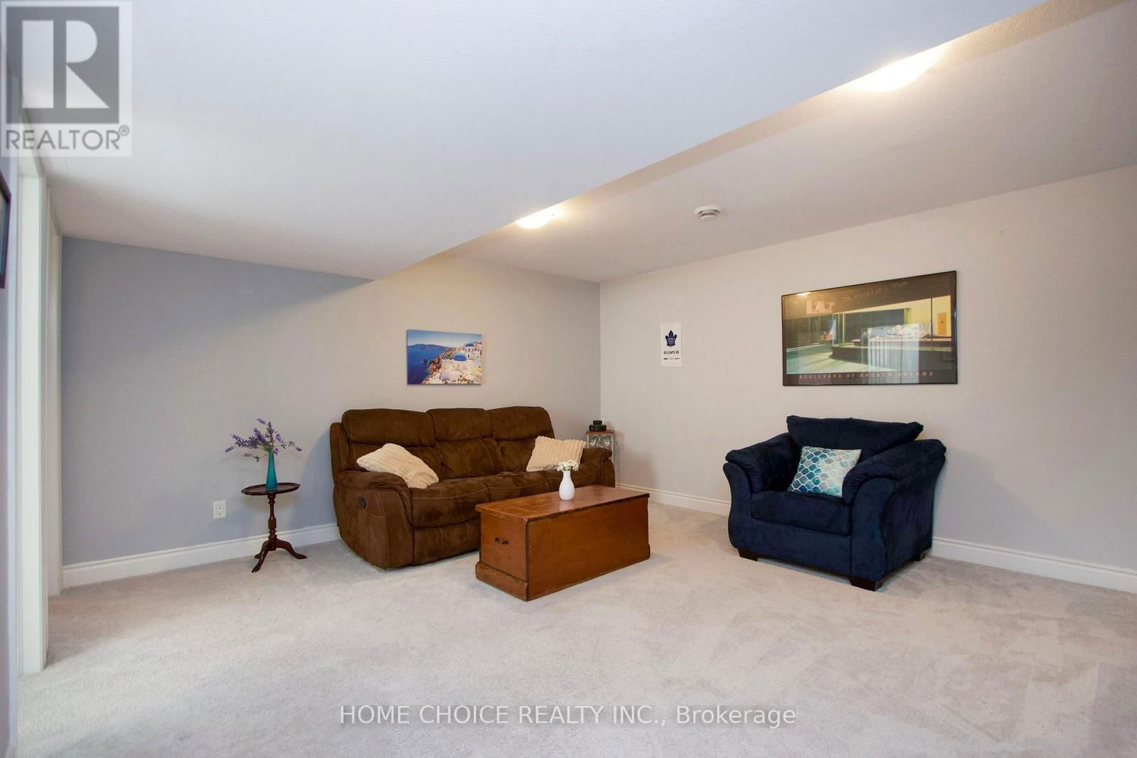 67 ROYAL GALA DRIVE Image 22