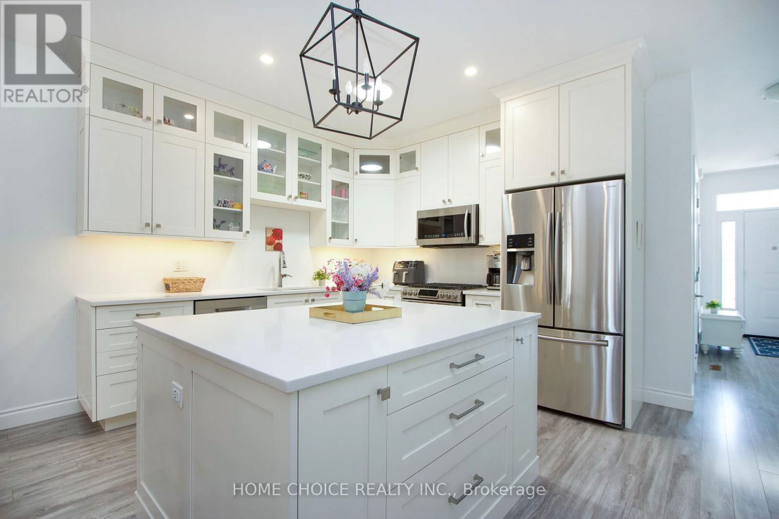 67 ROYAL GALA DRIVE Image 8