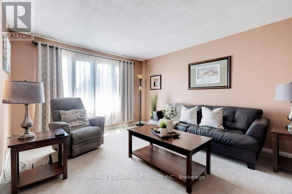 302 HIGHRIDGE AVENUE Image 10