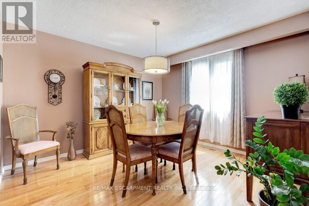 302 HIGHRIDGE AVENUE Image 14
