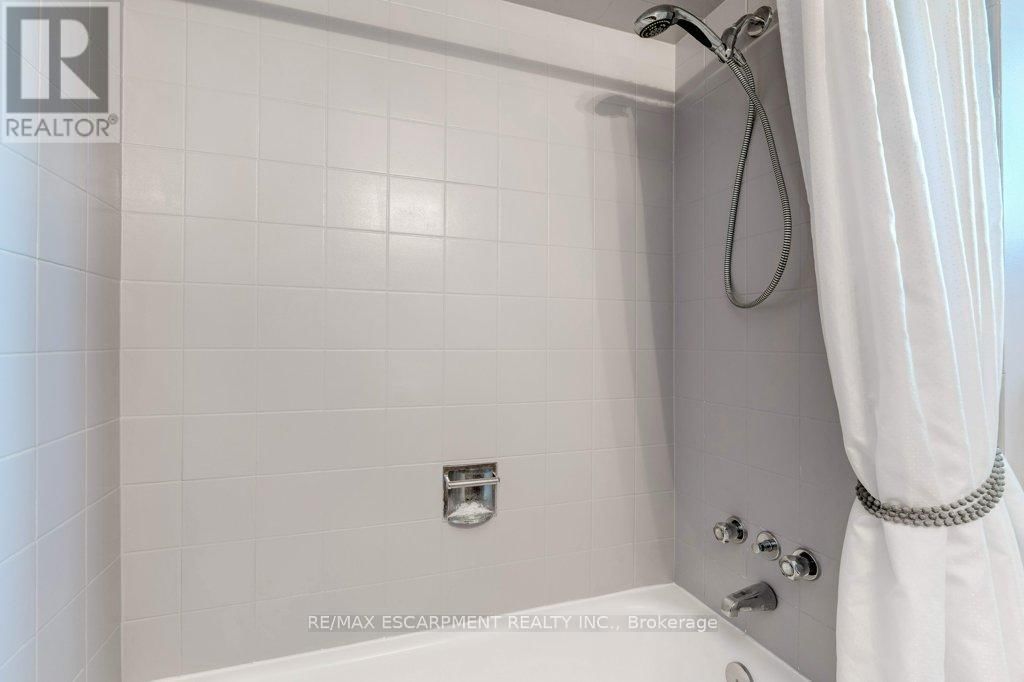 302 HIGHRIDGE AVENUE Image 27