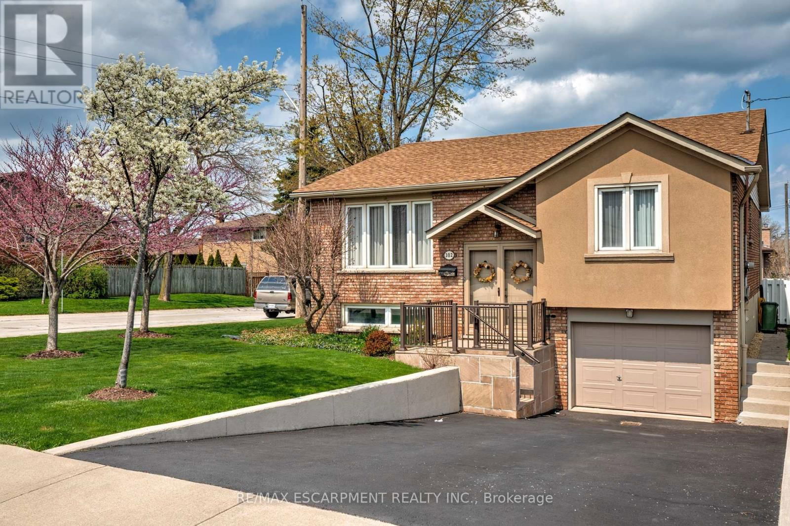 302 HIGHRIDGE AVENUE Image 5