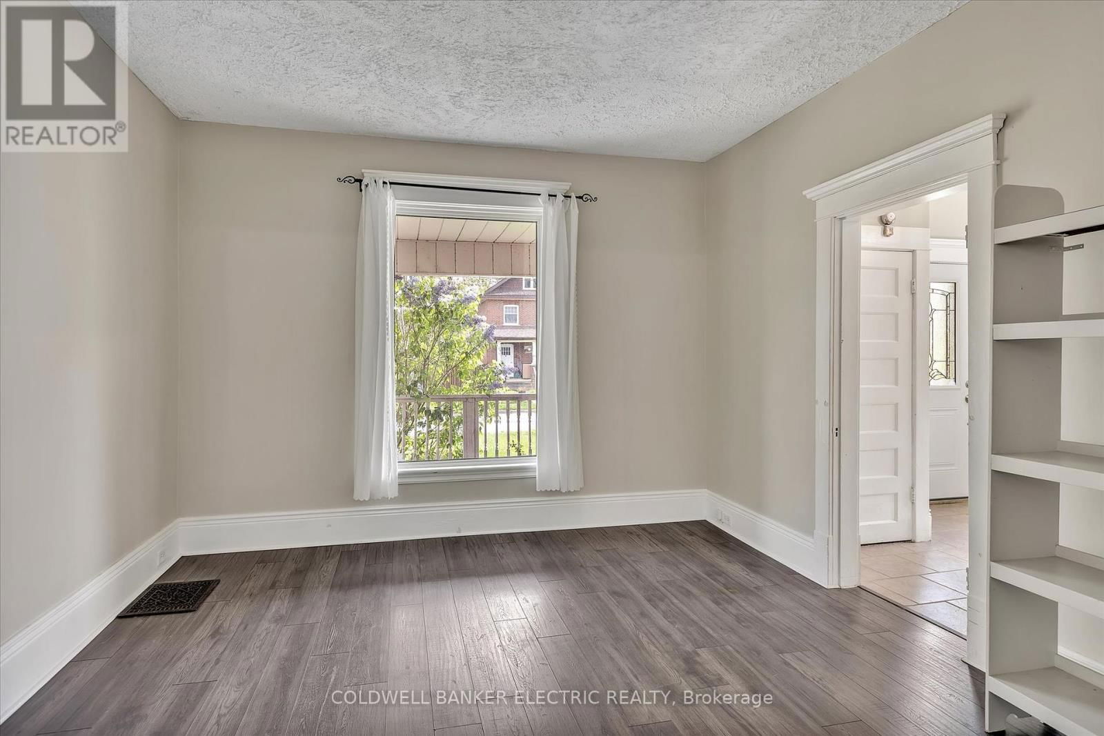 202 BRAIDWOOD AVENUE Image 3