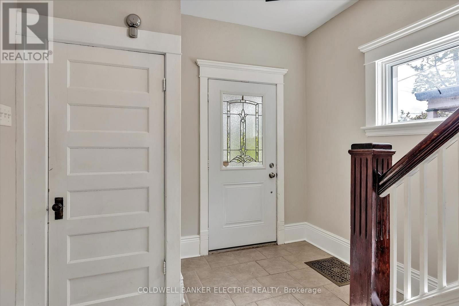 202 BRAIDWOOD AVENUE Image 4