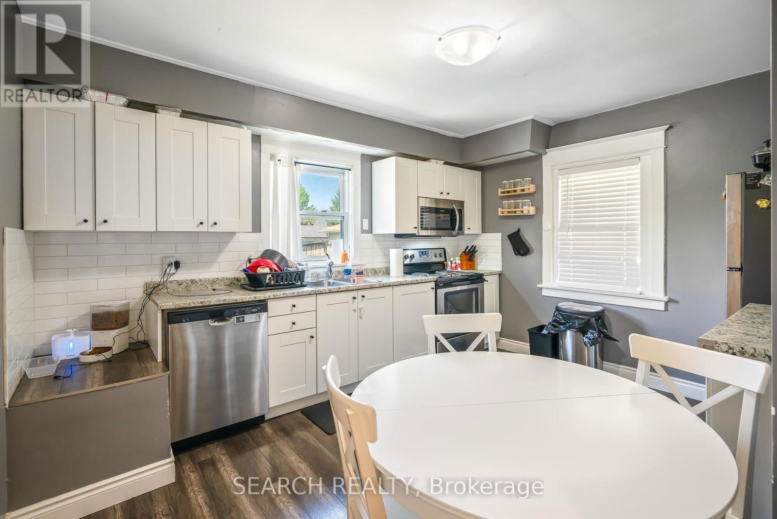 15 DELAWARE STREET Image 11