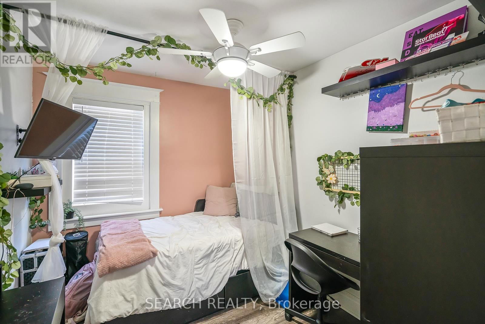15 DELAWARE STREET Image 15