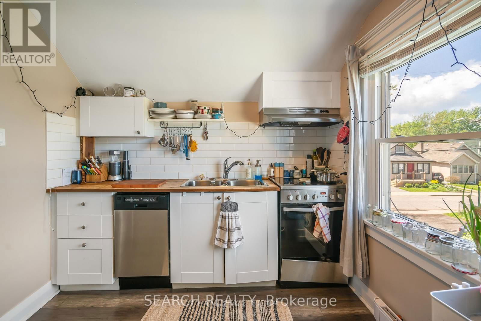 15 DELAWARE STREET Image 4