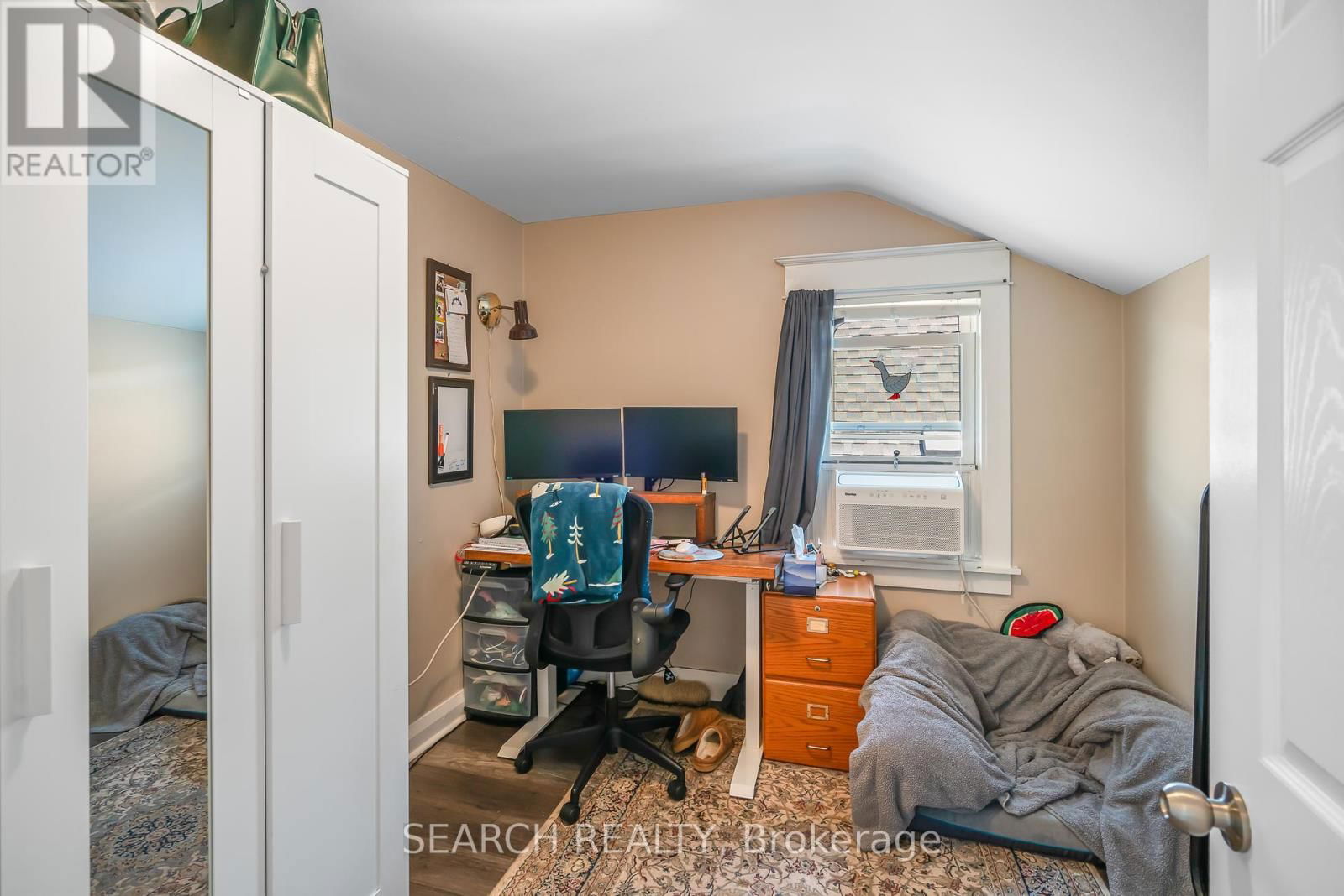 15 DELAWARE STREET Image 9