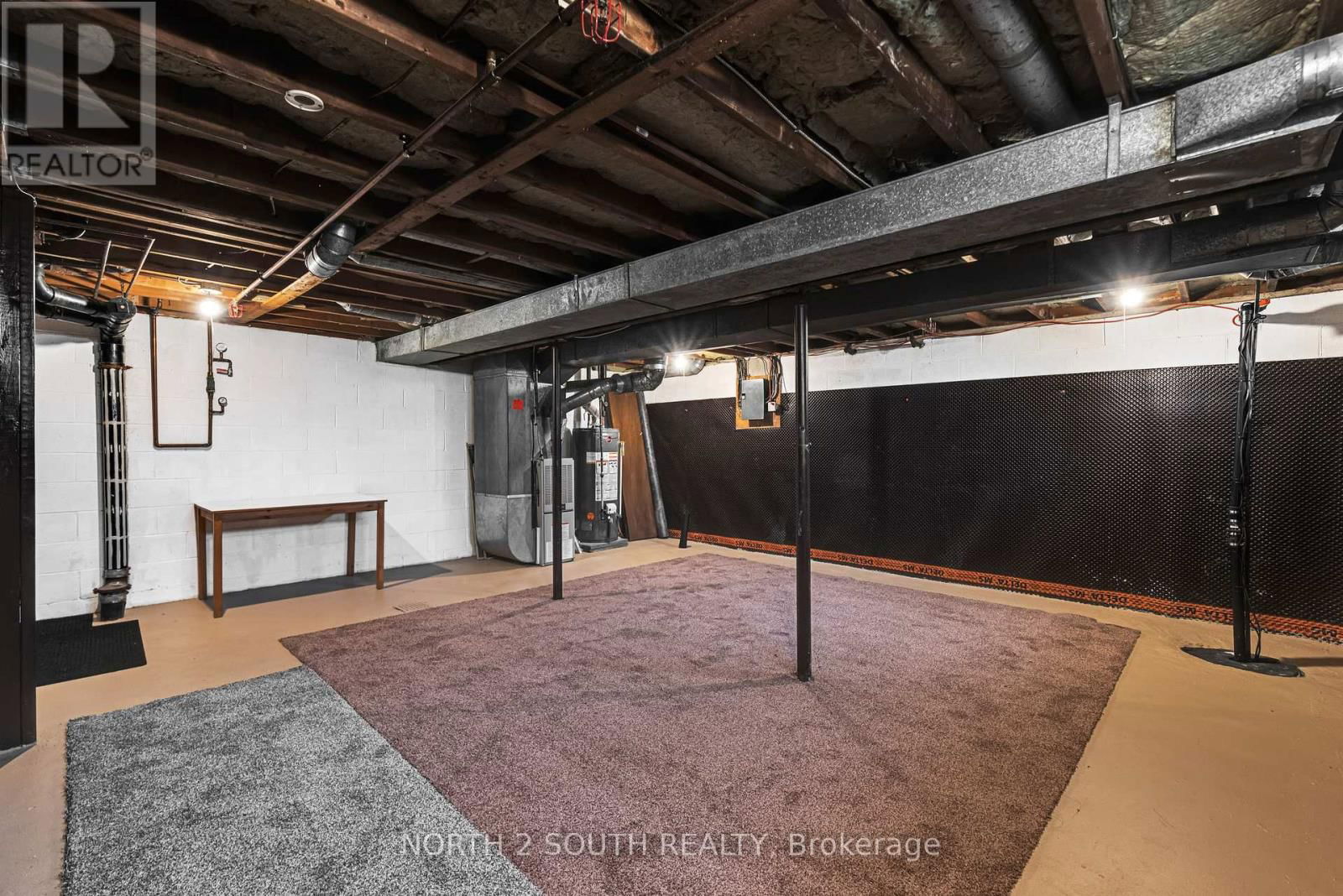 1362 GOYEAU STREET Image 15