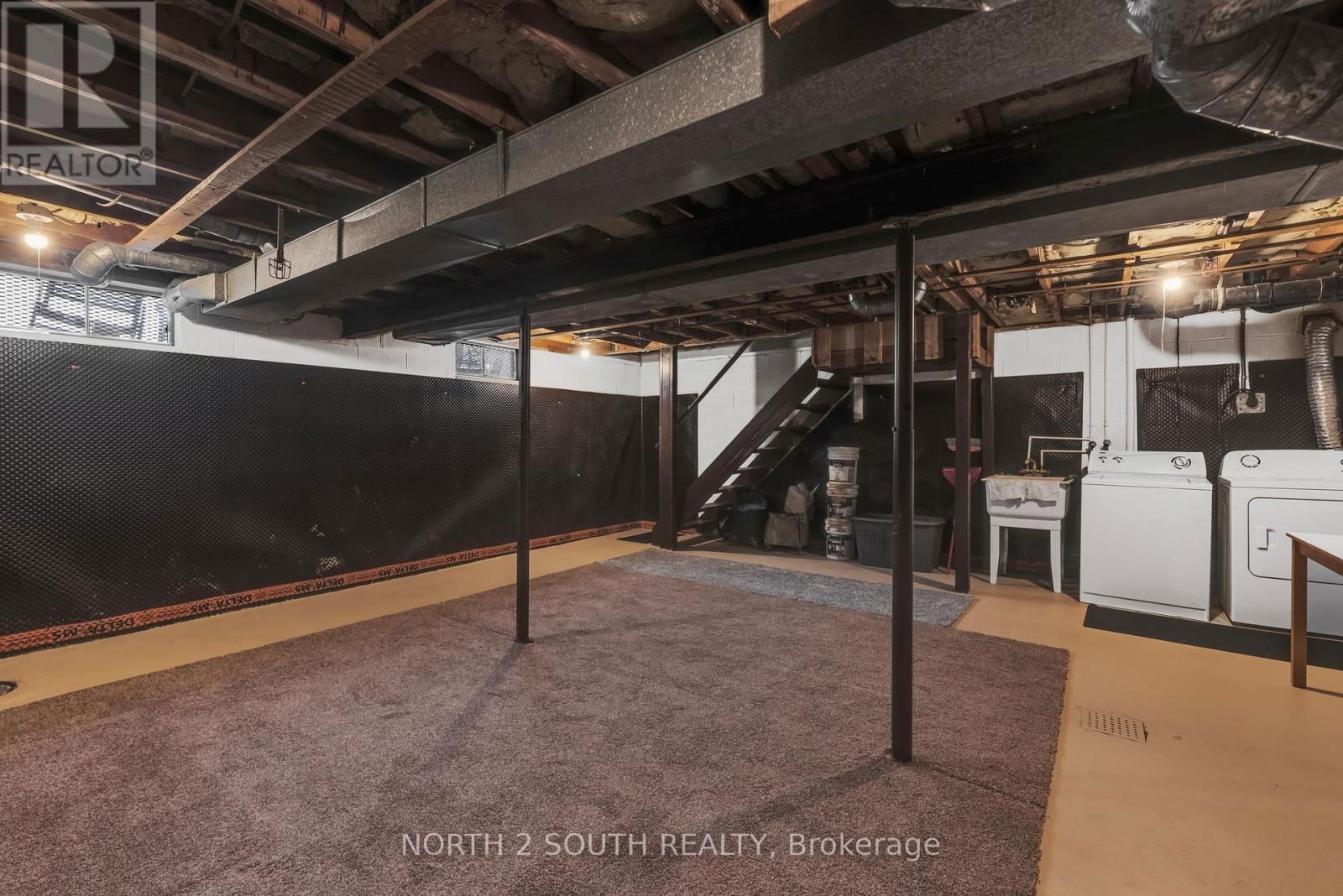 1362 GOYEAU STREET Image 16