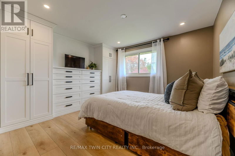 Tertiary Property View