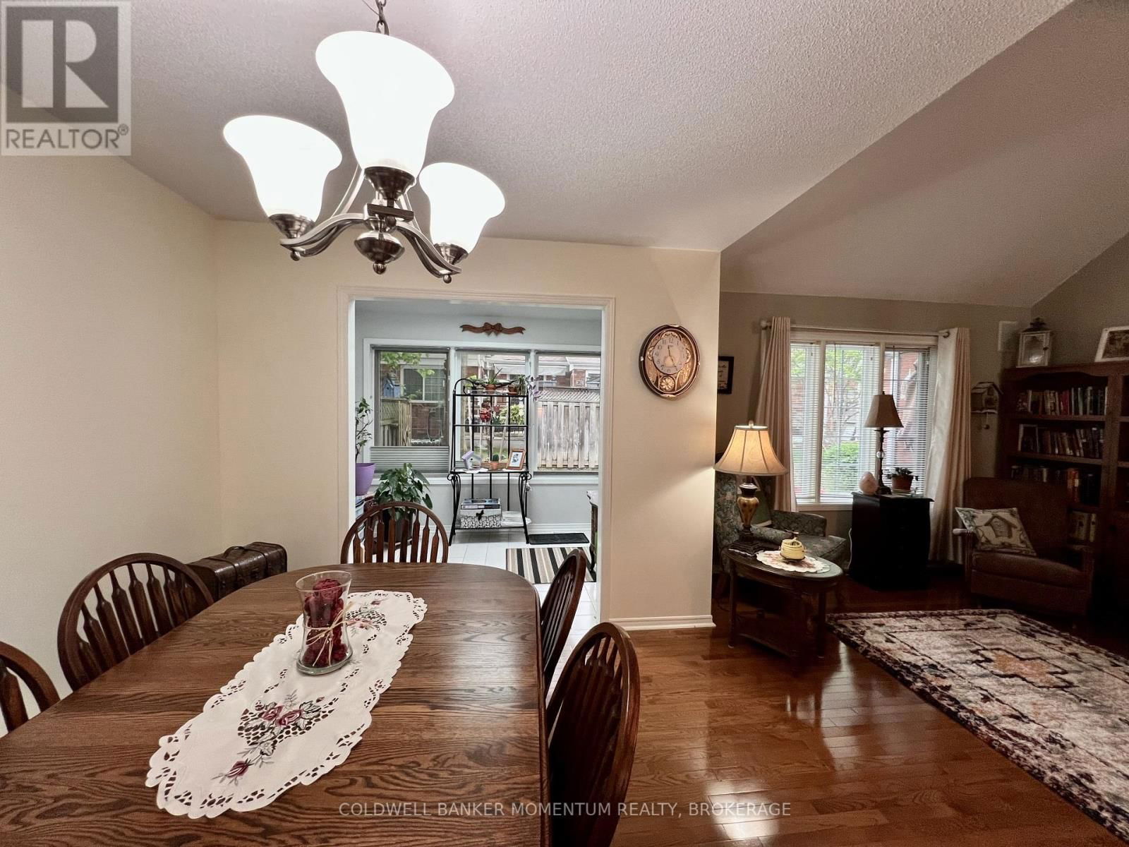 1 - 4114-1 BUTTERNUT COURT Image 30
