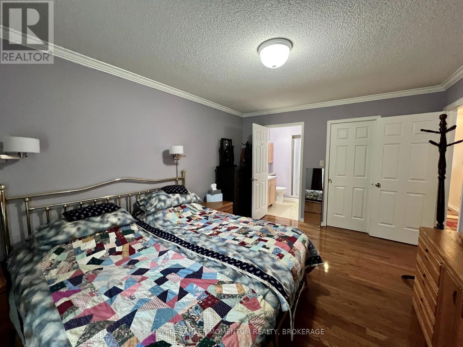 1 - 4114-1 BUTTERNUT COURT Image 37