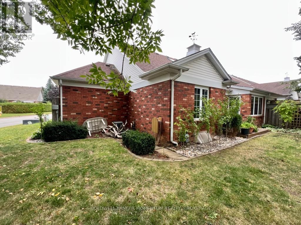 1 - 4114-1 BUTTERNUT COURT Image 44