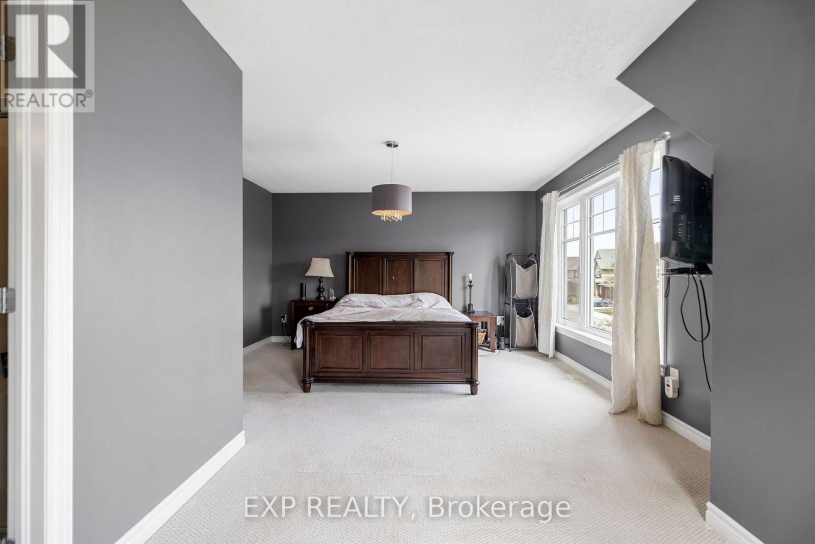 613 WILLOWMERE WAY Image 25