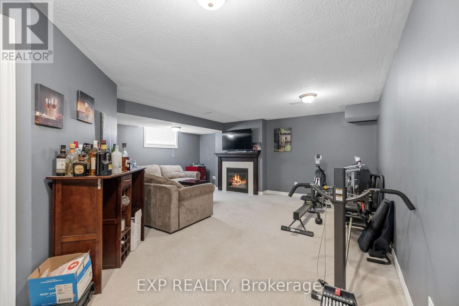 613 WILLOWMERE WAY Image 36