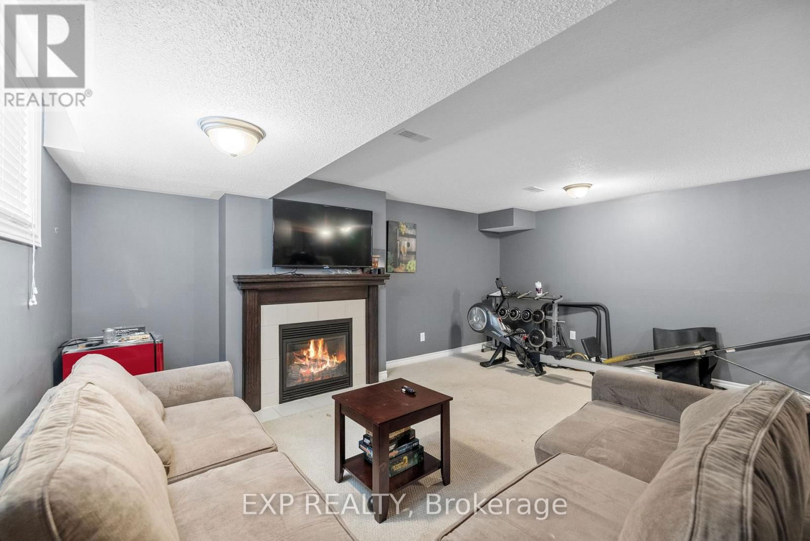 613 WILLOWMERE WAY Image 39