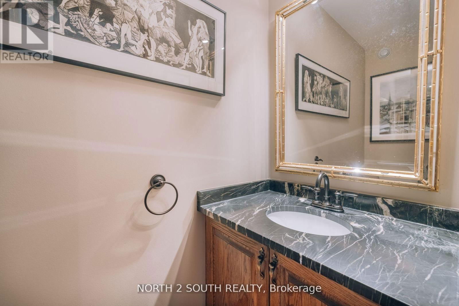 35 NIGHTINGALE PLACE Image 16