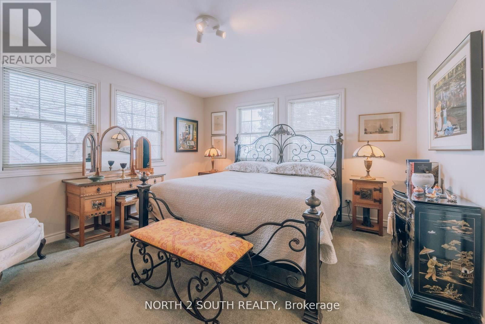 35 NIGHTINGALE PLACE Image 24