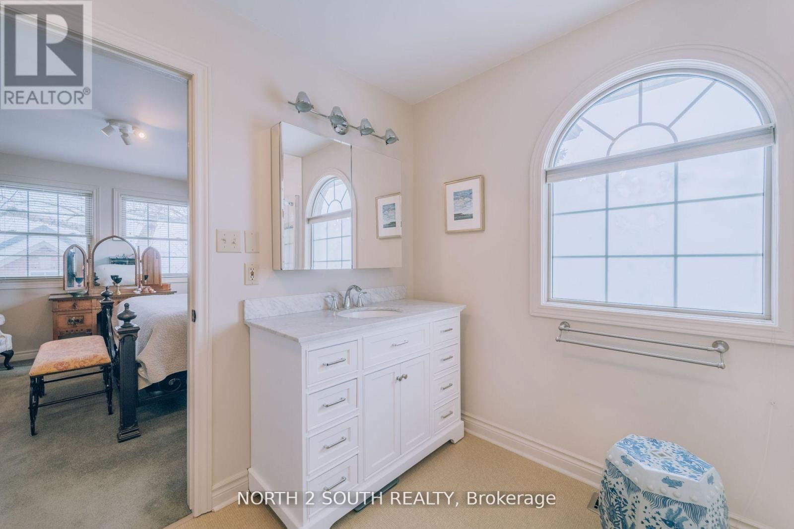 35 NIGHTINGALE PLACE Image 26