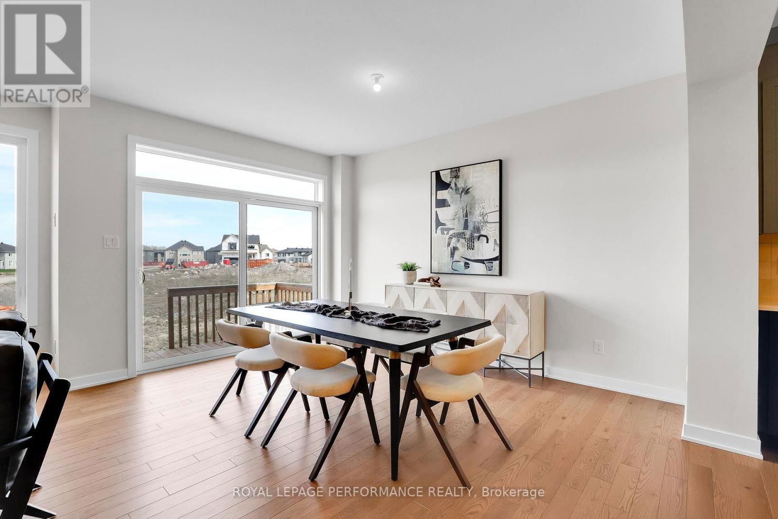 556 PAAKANAAK AVENUE Image 15