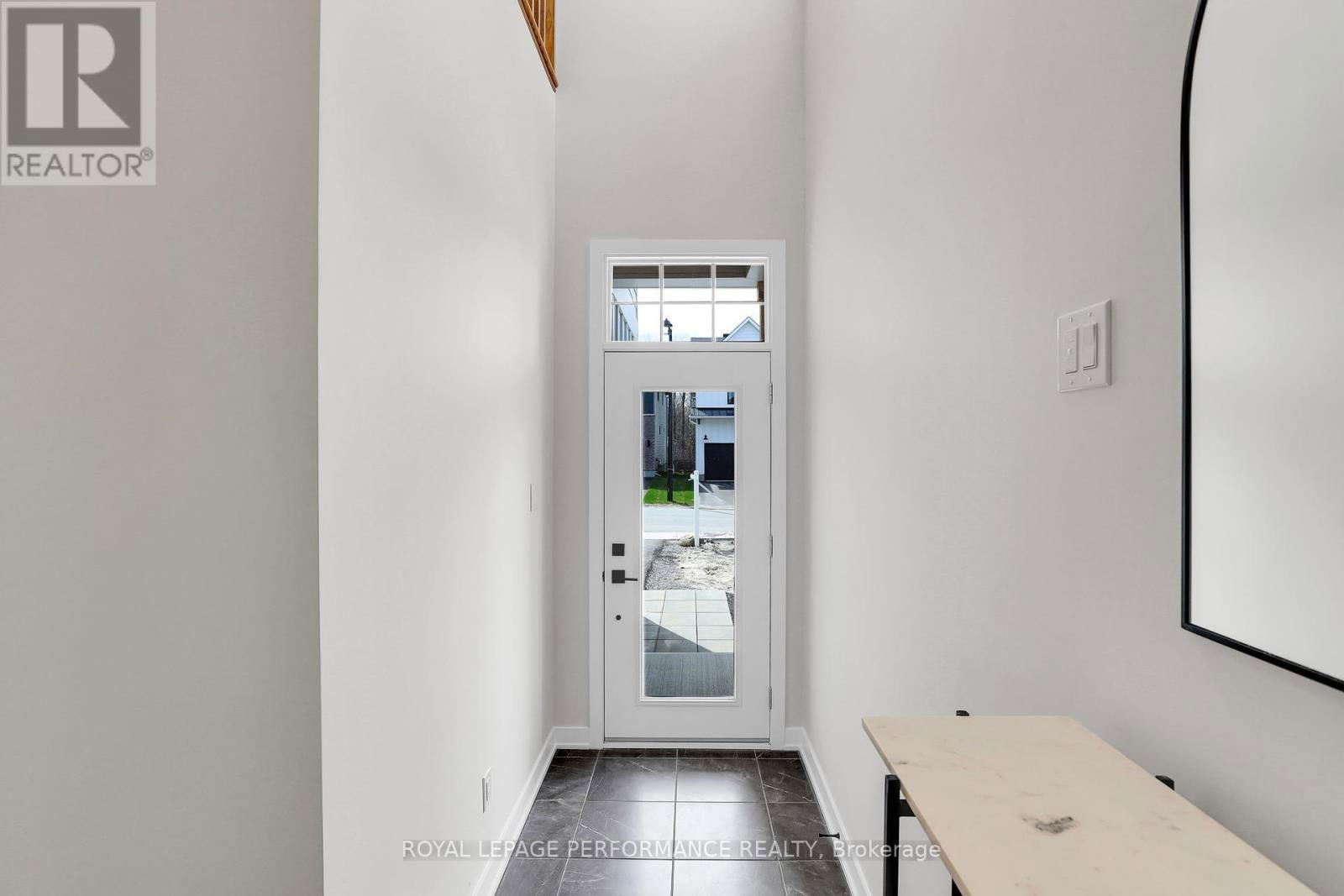 556 PAAKANAAK AVENUE Image 2