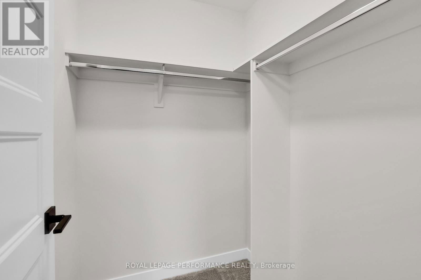 556 PAAKANAAK AVENUE Image 27