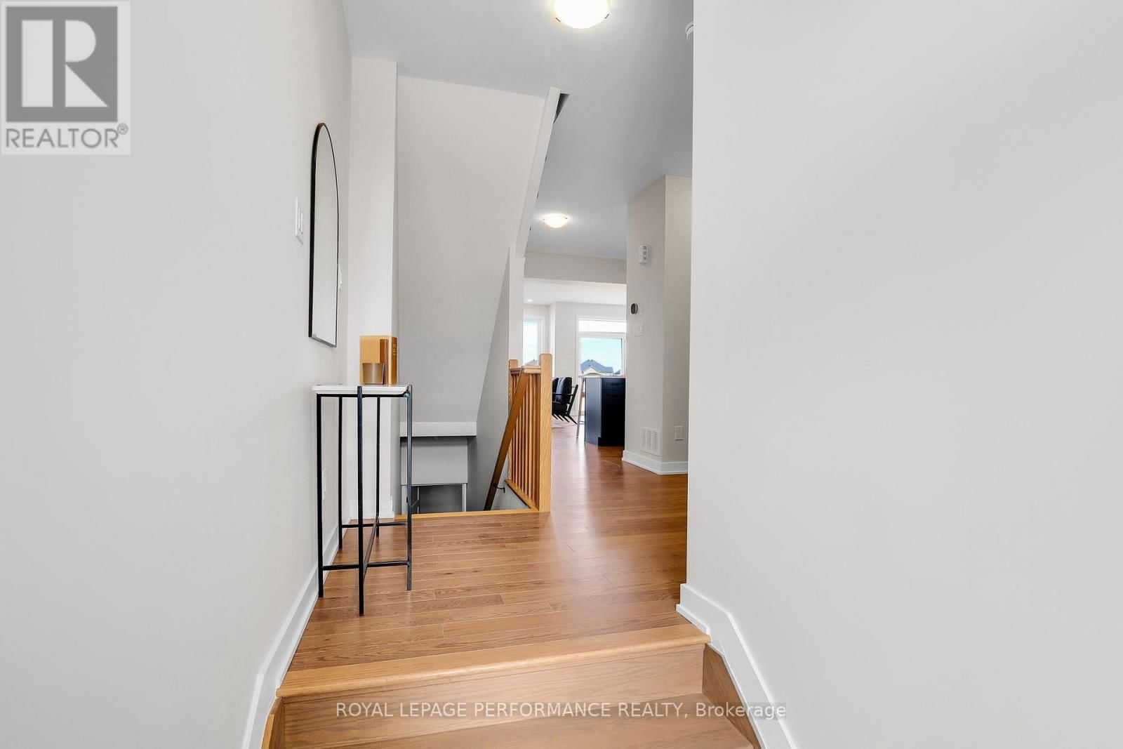556 PAAKANAAK AVENUE Image 3