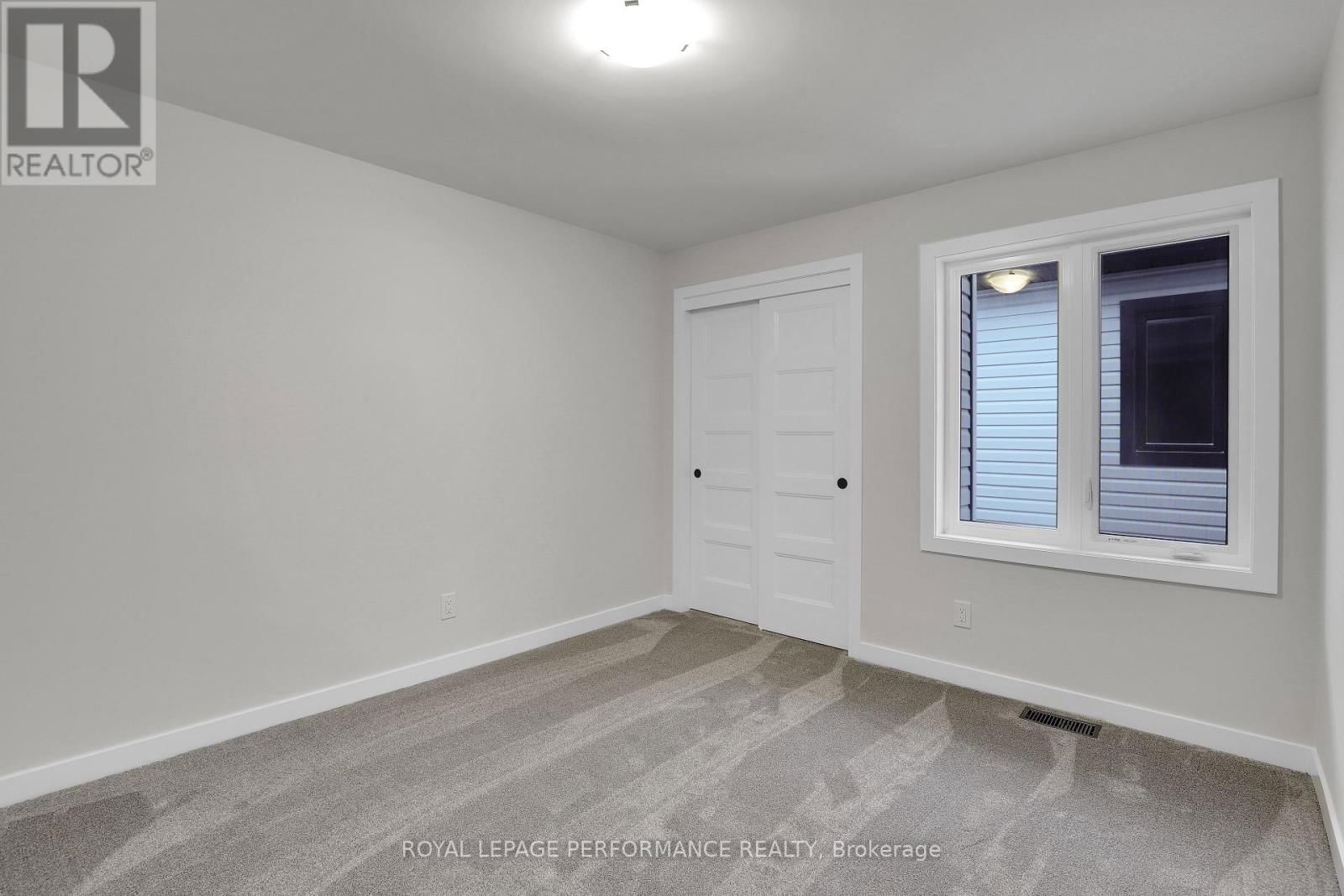 556 PAAKANAAK AVENUE Image 35