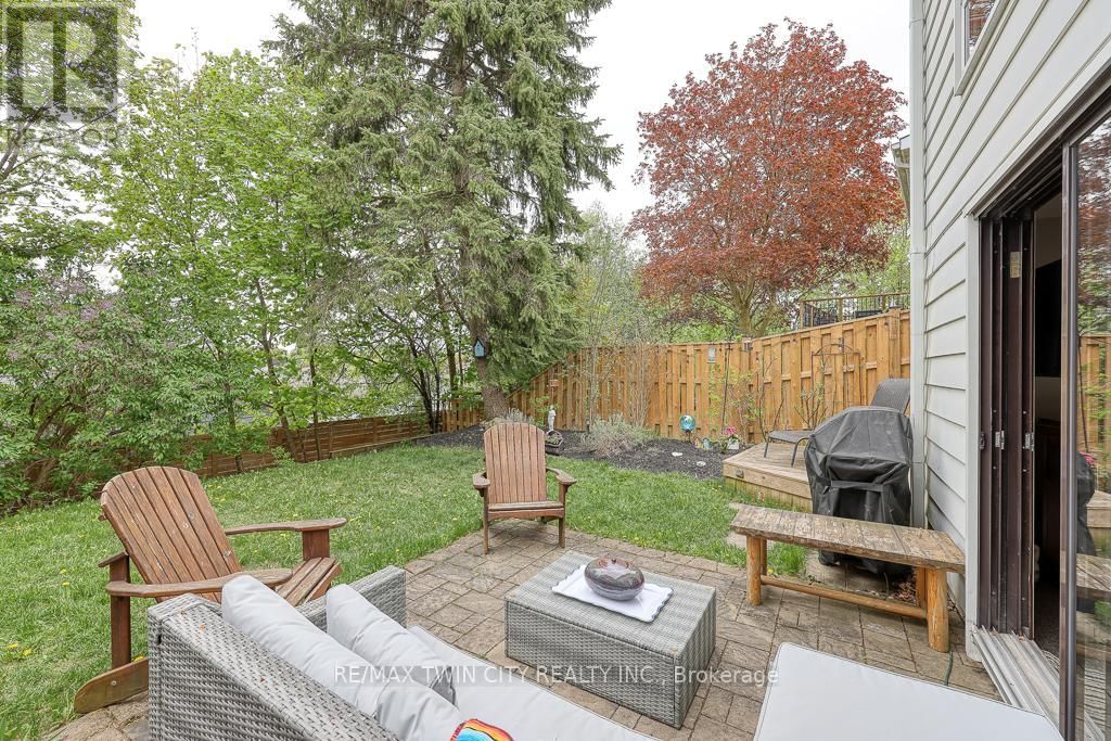 18 CHARNWOOD COURT Image 39