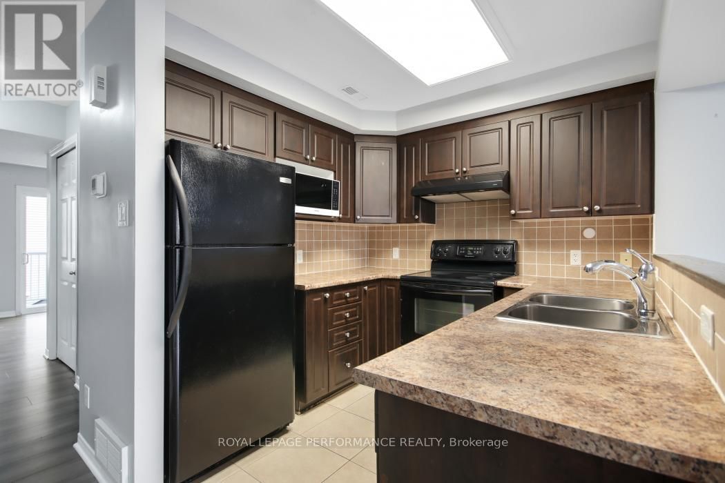 700 REARDON PRIVATE Image 15