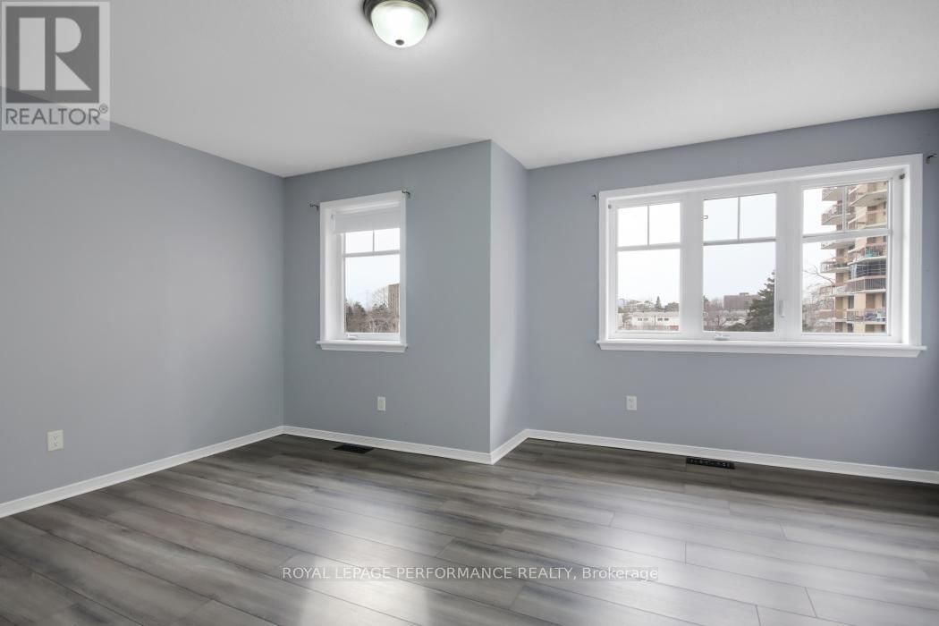 700 REARDON PRIVATE Image 24