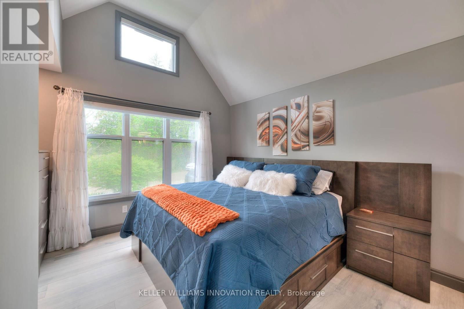 36 EMILY STREET Image 22