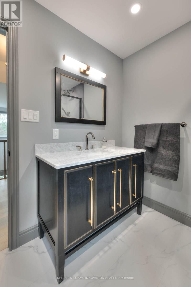 36 EMILY STREET Image 34