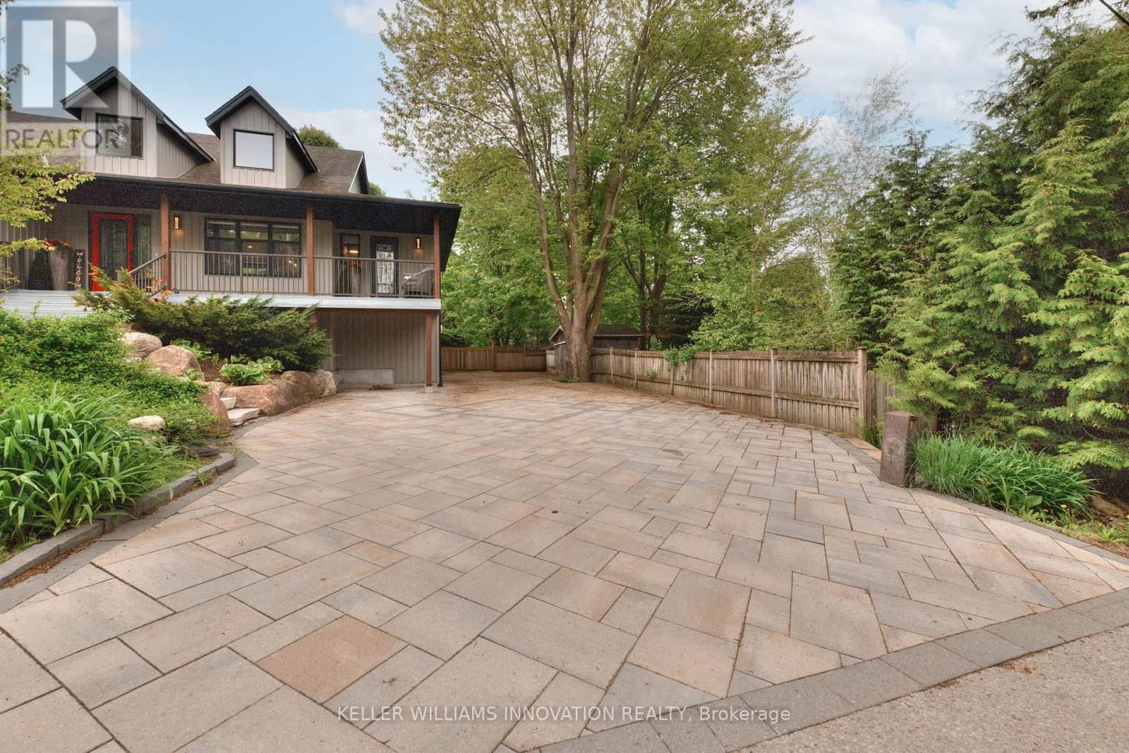 36 EMILY STREET Image 44