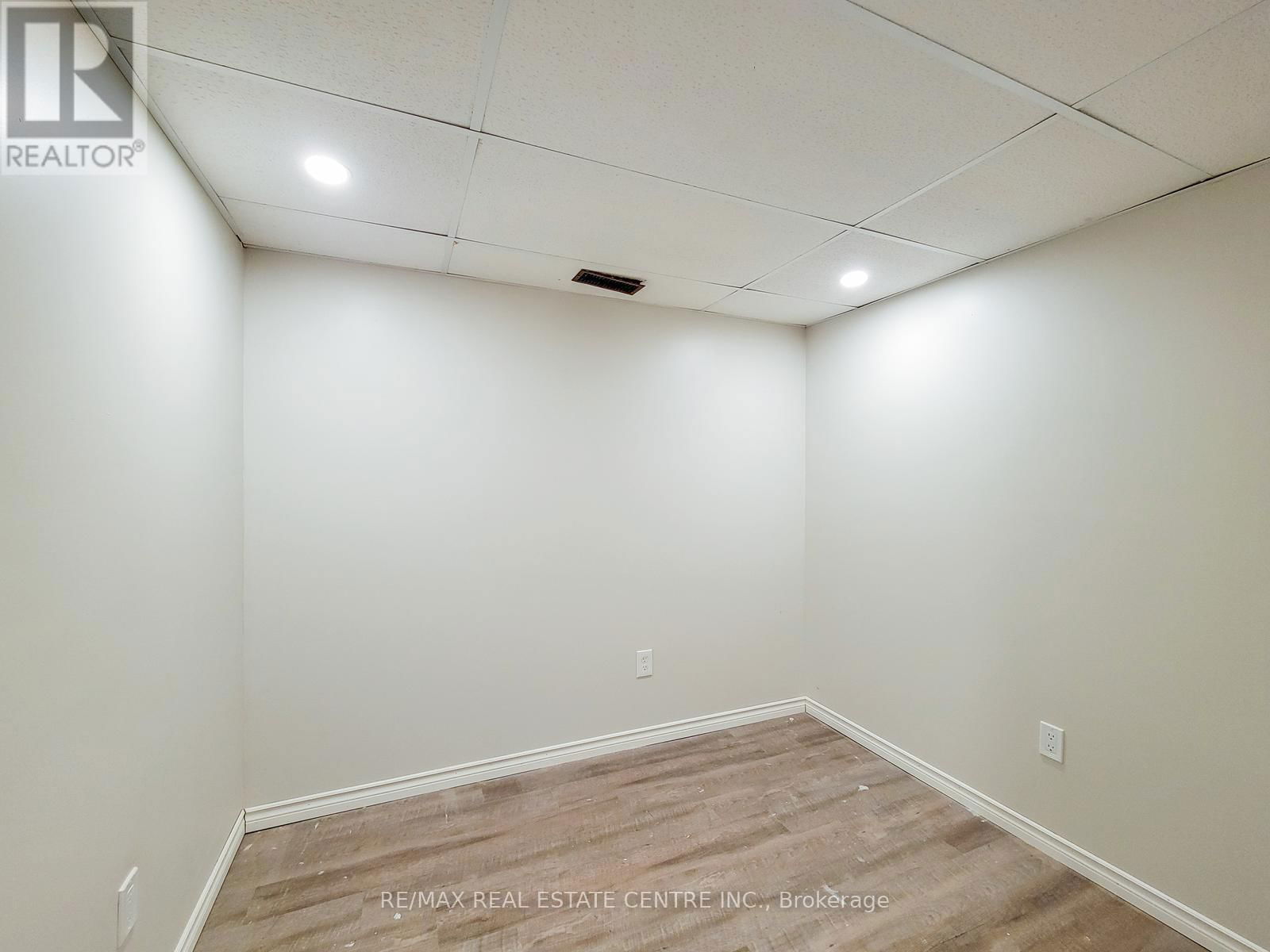363 EAST 27TH STREET Image 19