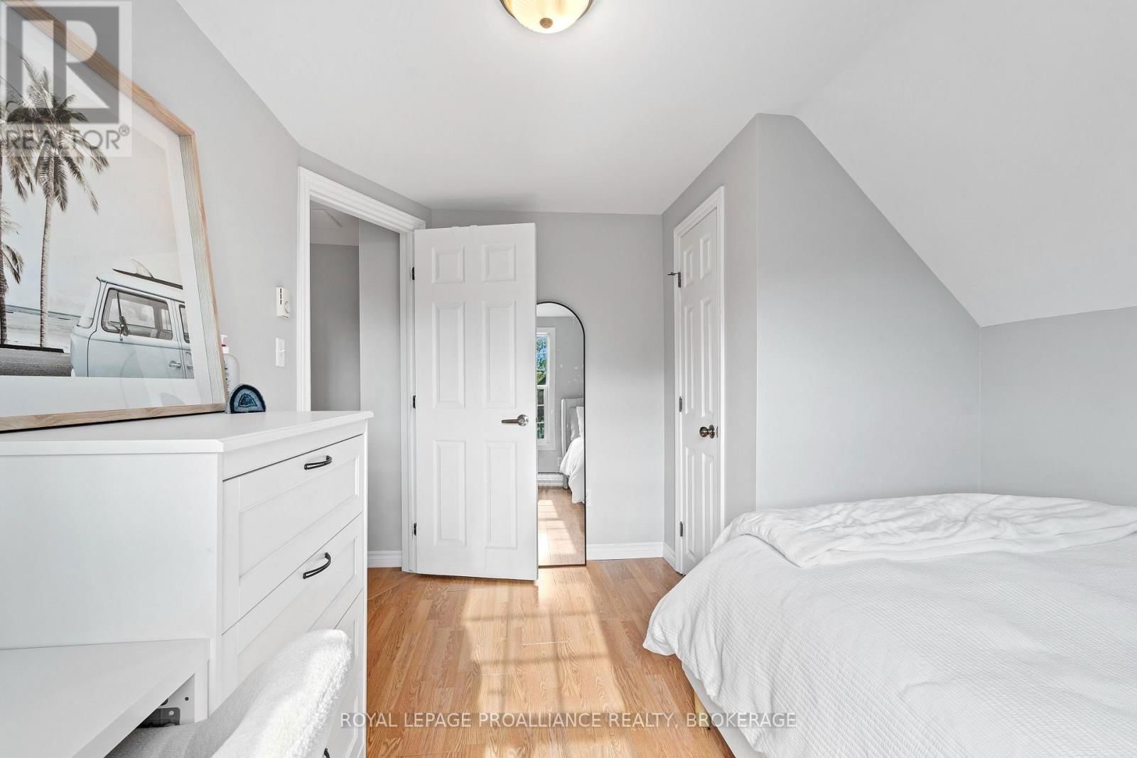 231 ALBERT STREET Image 17